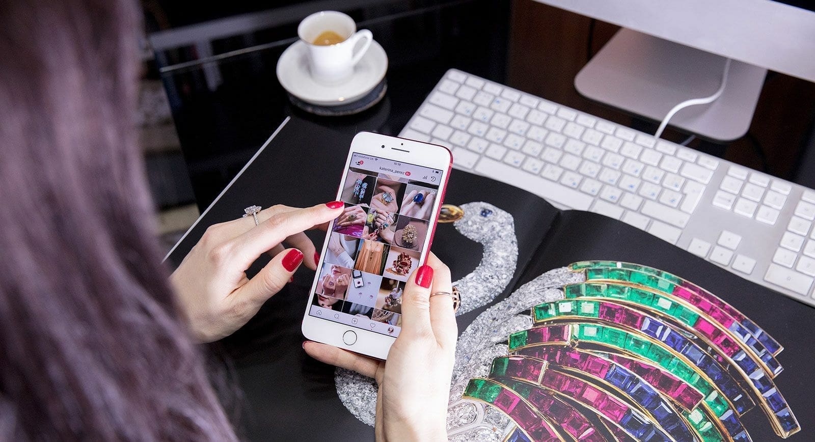 Instagram решил отказаться от ссылок по свайпу: что будет вместо них? - Фото 1 Instagram решил отказаться от ссылок по свайпу: что будет вместо них? - Фото 1